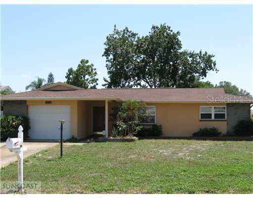 2135 Scotland Dr., Clearwater, FL 33763