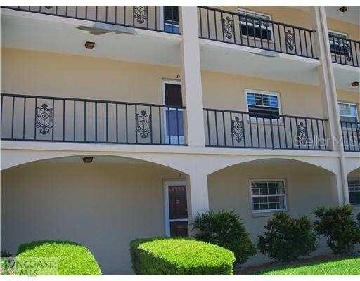 10215 Regal Dr. #8, Largo, FL 33774