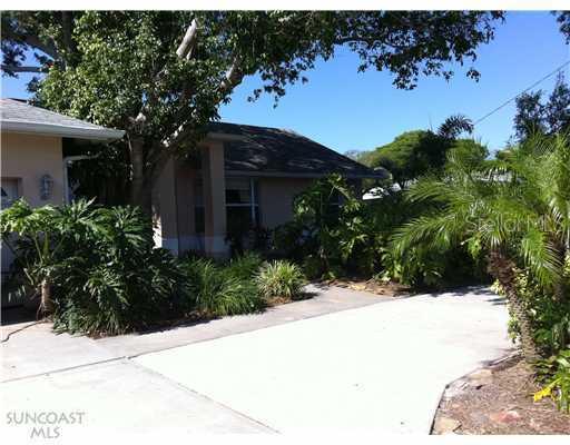 9540 Sun Isle Dr., St Petersburg, FL 33702