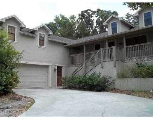 1410 Meyer Ln., Tarpon Springs, FL 34688