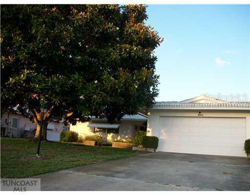 2311 Surrey Ln., Clearwater, FL 33763