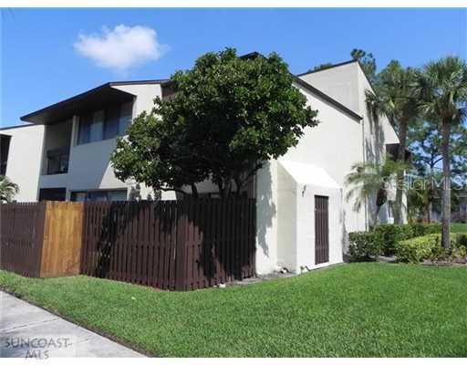 865 Village Dr. #105, St Petersburg, FL 33716