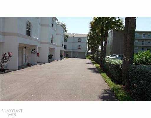 637 Pinellas Bayway #208, Tierra Verde, FL 33715