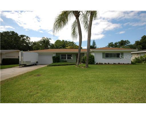 375 Overbrook Dr., Largo, FL 33770