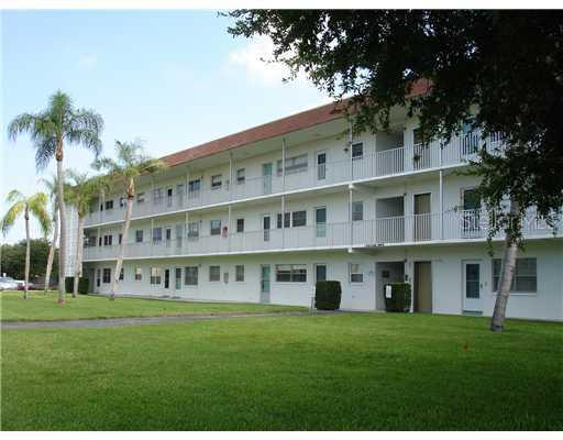 5725 12th Ave. #204D, St Petersburg, FL 33710