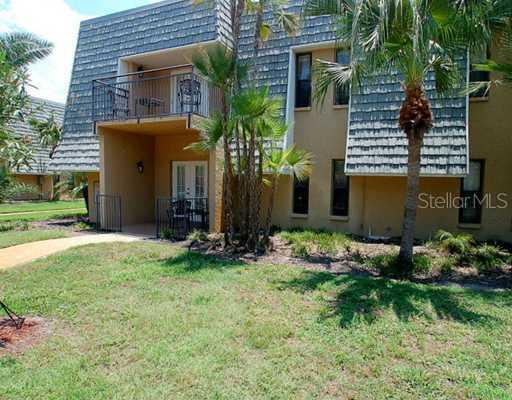 718 Lyndhurst St. #902, Dunedin, FL 34698