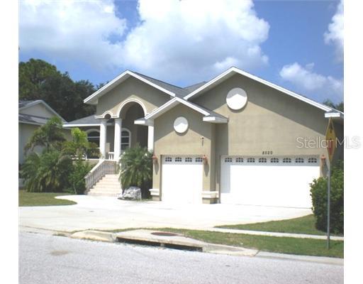 8220 97th St., Seminole, FL 33777