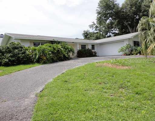 3111 Honeysuckle Rd., Largo, FL 33770