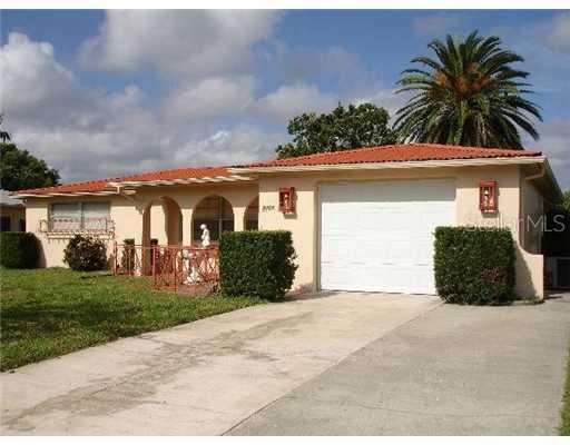 3201 Blue Bird Dr., Holiday, FL 34690