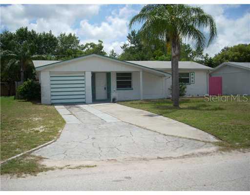 2438 Chancery Dr., Holiday, FL 34690