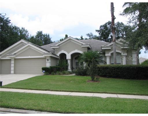 215 Highland Woods Dr., Safety Harbor, FL 34695