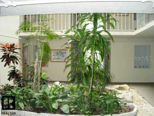 4910 38th Way #308, St Petersburg, FL 33711