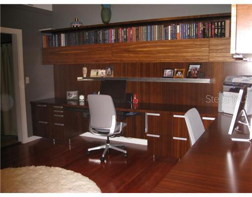 175 2nd St. #810, St Petersburg, FL 33701
