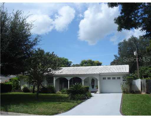 1860 43rd St., St Petersburg, FL 33713