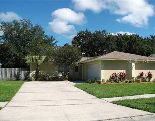 2749 Knoll St., Palm Harbor, FL 34683