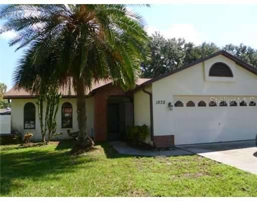 1032 Ridge View Ln., Palm Harbor, FL 34683