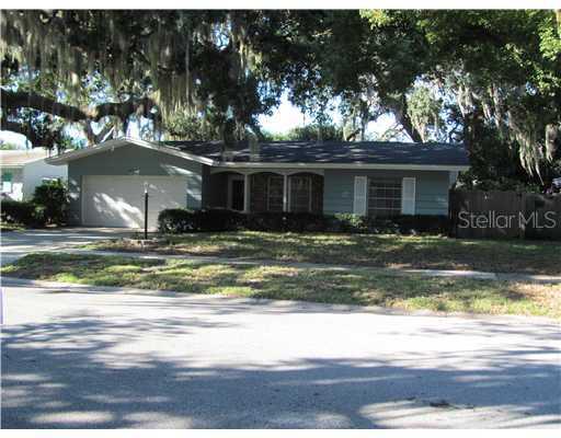 1590 Peaceful Ln., Clearwater, FL 33756