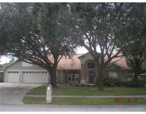 18004 Clear Lake Dr., Lutz, FL 33548