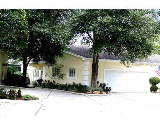 2193 Oak Forest Ln., Palm Harbor, FL 34683