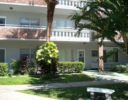 2460 Persian Dr. #16, Clearwater, FL 33763