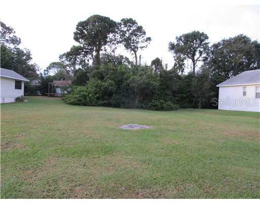 114 Lake Avoca Pl., Tarpon Springs, FL 34689