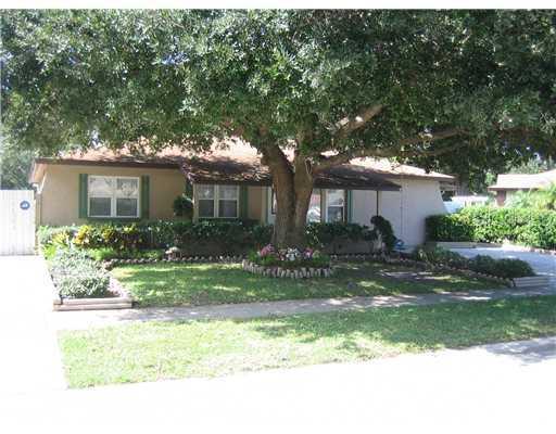 [Address Hidden by Seller], Seminole, FL 33777