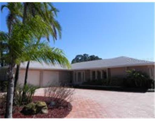 14650 Bay Dr., Largo, FL 33774