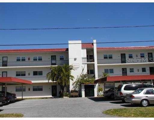 12405 3rd St. #105, Treasure Island, FL 33706