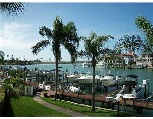 936 Pinellas Bayway #T-4, Tierra Verde, FL 33715