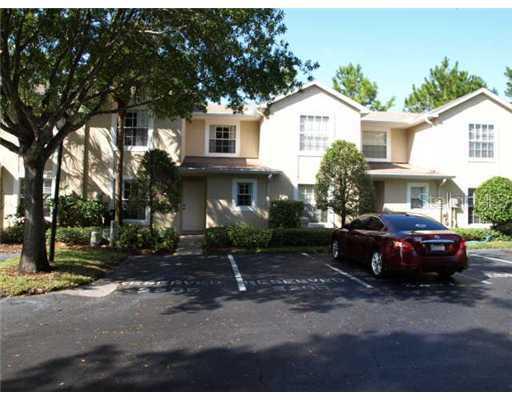 2265 Andover Cir., Palm Harbor, FL 34683