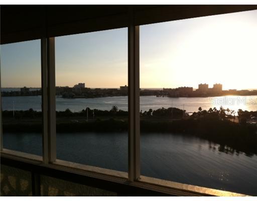 31 Island Way #905, Clearwater, FL 33767