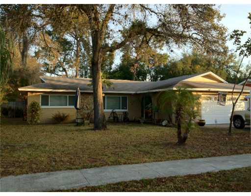 1418 Garden Ave., Tarpon Springs, FL 34689