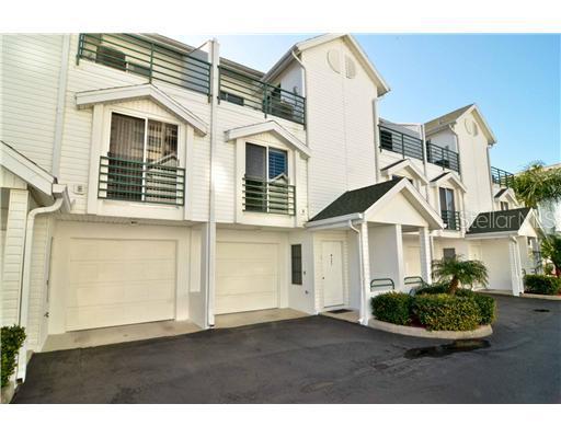 320 Island Way #303, Clearwater, FL 33767