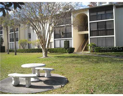 3161 Lake Pine Way #H3, Tarpon Springs, FL 34688