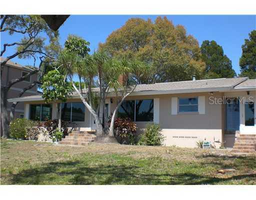 930 Bayshore Dr., Tarpon Springs, FL 34689