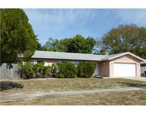 449 Lewis Blvd., St Petersburg, FL 33705