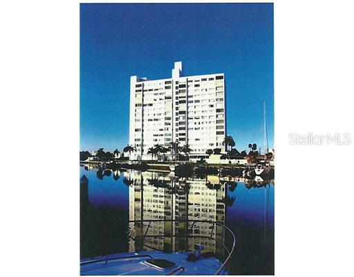 31 Island Way #1202, Clearwater, FL 33767