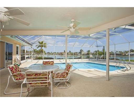 11625 5th St., Treasure Island, FL 33706