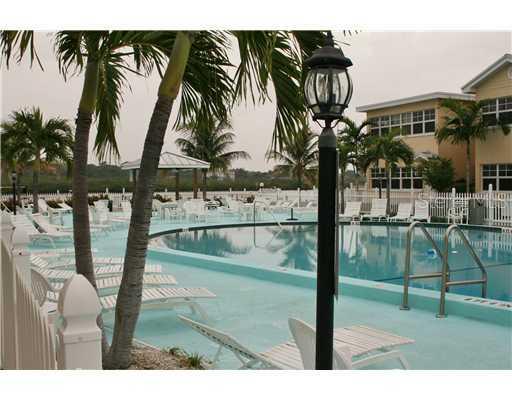 19417 Gulf Blvd. #D-106, Indian Shores, FL 33785