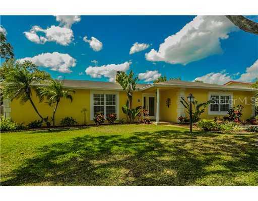8147 Coachlight Cir., Seminole, FL 33776