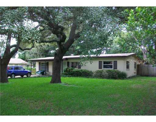 2519 Krueger Ln., Tampa, FL 33618