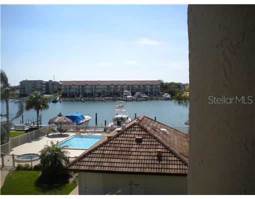106 1st St. #204, Tierra Verde, FL 33715