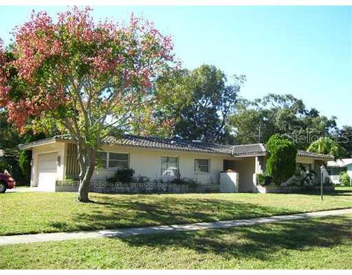 1631 Chateau Dr., Clearwater, FL 33756