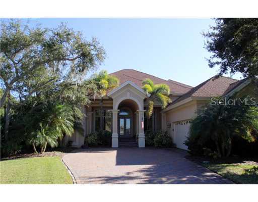 8801 Commodore Dr., Seminole, FL 33776