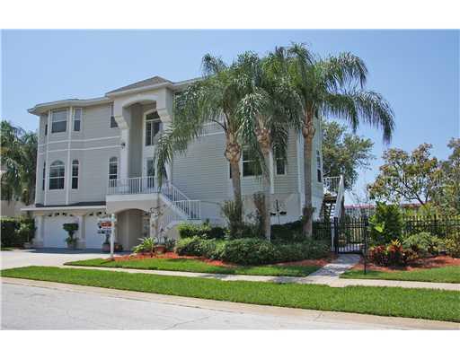 8224 Egret Woods Cir., Seminole, FL 33776