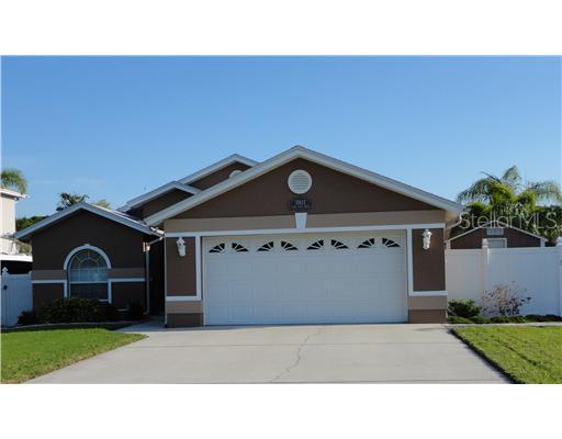 10612 Lake Vista Dr., Seminole, FL 33772