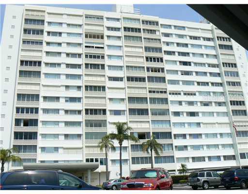 31 Island Way #102, Clearwater, FL 33767