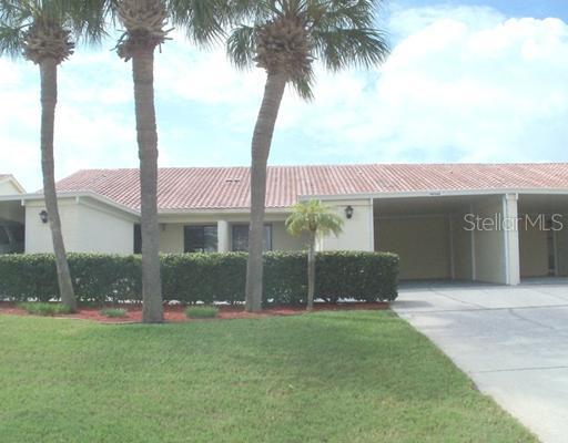 10142 Regal Dr., Largo, FL 33774