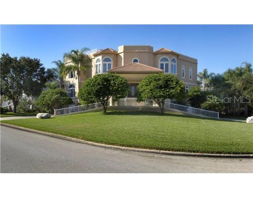 280 8th St., Tierra Verde, FL 33715
