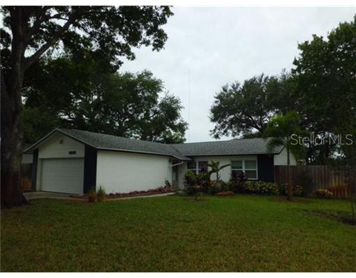 8398 Denise Dr., Seminole, FL 33777